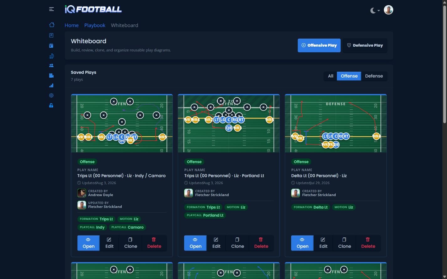 iQSports Digital Whiteboard football play library in dark mode